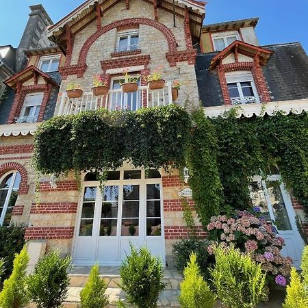 Le Grand Chalet Bagnoles de l'Orne Normandie Luaran gambar