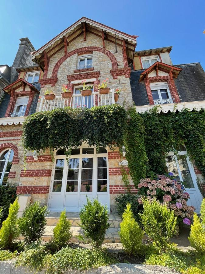 Le Grand Chalet Bagnoles de l'Orne Normandie Luaran gambar